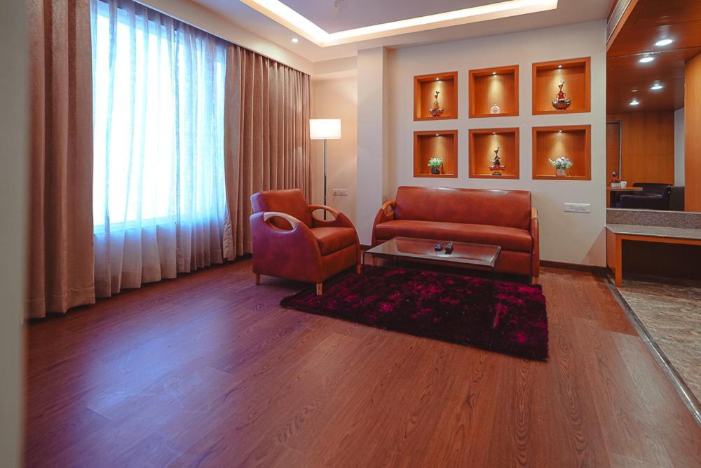 Ramee The Srinivas Palace Bhuj Exteriör bild